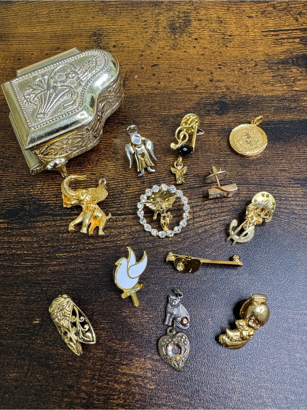 Vintage Lot Trinket Box Pins and Pendant/Charms Wear Craft Resell